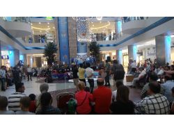 Babalar Günü İçin Sıra Gecesi