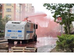 ‘aranızda Provokatörler Var’ Çağrısına Aldırmayan Eylemciler Polisle Çatıştı