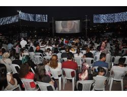 Eyüp Açıkhava Sinemasında ‘evim Sensin’ Gösterildi