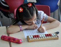 Mental Aritmetik Yarışması Öğrencileri Terletti