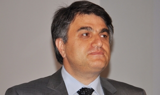 Çetinsaya: 'Şiddet Övgüsü Yapmayın'