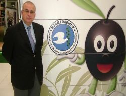 Marmarabirlik'ten Gemlik'e 'zeytin Adam' Tepkisi