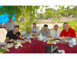 İl Müdürü Hadi'den, Hentbol Milli Takım'na Destek