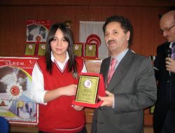 Verem Savaşı Anlattılar, Plaket Aldılar