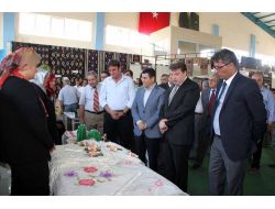 Korkuteli Halk Eğitim Merkezi'nden Yıl Sonu Sergisi