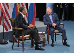 PUTİN, OBAMA İLE BULUŞTU!