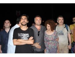 'Duran Adam' Eyleminde Çok Sayıda Gözaltı