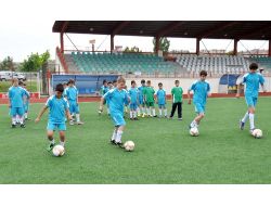 Gölbaşı'nda Yaz Spor Okulu Çalışmaları Başladı