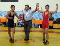 Konyalı Minik Pehlivanlar 5 Madalya Kazandı