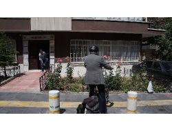 Bisikleti İle Meclis'e Giden Bdp'li Kürkçü'den Gözaltılara Alkışlı Protesto