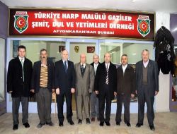 Başkan Çoban, Yeni Yerine Taşınan Şehitler Ve Gaziler Derneği'ni Ziyaret Etti
