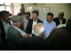 Hüseyen Akay'ın Çiftçi Ziyaretleri Sürüyor