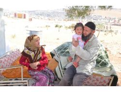 Şanlıurfa'da 3 Kişilik Erdal Ailesi 4 Gündür Sokakta Yaşıyor