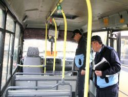 Karabük Belediyesi Taksilerde Temizlik Denetimi Yaptı