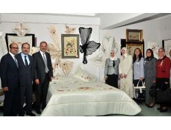 Aile Merkez'inde Yıl Sonu Sergisi