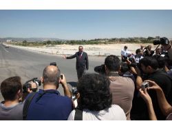 Özcan: Başbakan'ın Hizmetlerimizi Görmemesi Bizi İncitti