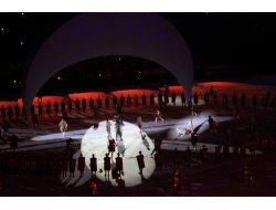 Akdeniz Oyunları'nın Açılış Törenine Sahne Gösterileri Damga Vurdu