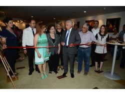 Meysun Mirel'in Sergisini Zihni Aldırmaz Açtı