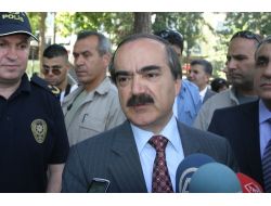 Vali'den, Chp'li Meclis Üyesine: Parkta Pilav İçin Senden İzin Mi Alacağım