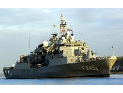 F-245 Firkateyni, Giresun Limanı'na Demirleyecek!