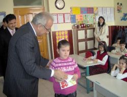 Yozgat Özel Ergin İlköğretim Okulu Öğrencilerinin Karne Sevinci
