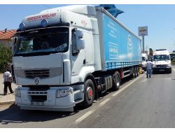 Kocaeli'nde Trafik Kazası: 1 Ölü, 1 Yaralı