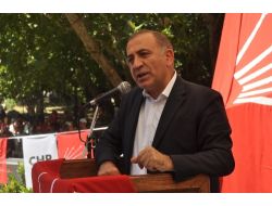 Chp'li Gürsel Tekin'den 'Müftü Karısıyım' Oyununa Kınama