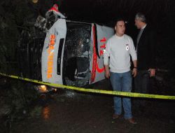 Hasta Götüren Ambulans Kaza Yaptı: 5 Yaralı