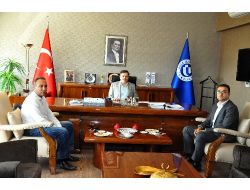 Uşak Sportif Kulübü Başkanı Sağıroğlu, Rektör Çelik'i Ziyaret Etti