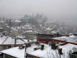 Bursa'da Kar Yağışı Hayatı Olumsuz Etkiliyor..
