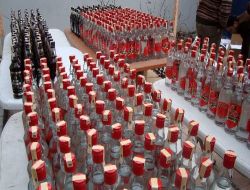 Sahte içki zanlıları adliyede..