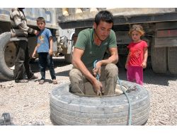 Başkaleli Lastik Tamircisi, Büyükelçi Ricciardone İle Şöhret Oldu