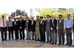 Malatya'da Şehit Yakınlarıyla Gaziler Yemekte Buluştu