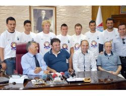 Ziya Eren: Birçok Takım Sorun Yaşarken Biz Topbaşı Yapıyoruz