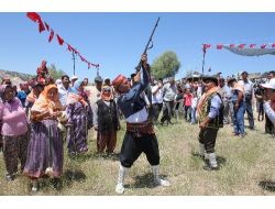 Kötekli Yörükleri, 10 Asırlık Göç Kültürünü Anamas Yaylası'nda Canlı Tutuyor