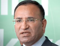 Bozdağ'a gensoru önergesine ret