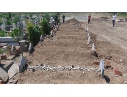 Batman'daki Trafik Kazası: Yaralı Anne Çocukların Öldüğünden Habersiz