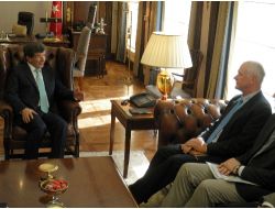 Davutoğlu, Bm'nin Kimyasal Silah Misyonu İle Görüştü