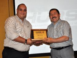 Hürsiad 120 Yeni Üyesine Plaket Verdi