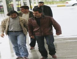 Antalya'da Sahte Belge Düzenleyen İki Kişi Yakalandı