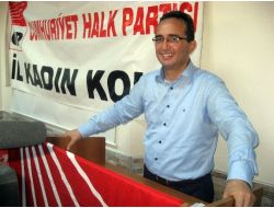 Tezcan: Siyasete Kadın Eli Değecek