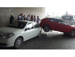 Kaldırımda Ezdiği Yaralıyı Bırakıp Kaçtı