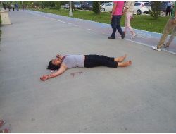 Tartıştığı Kız Arkadaşını Yol Ortasında Darp Etti