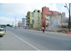 Şehit Mehmet Özer Caddesi’nde Yıkım Sürüyor