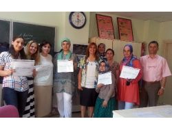 Giyim Modelistliği Kursuna Katılan Bayanlar Sertifikalarını Aldı