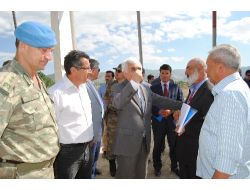 Vali Alimoğlu: Yüksekova Havaalanında Çalışmalar Tüm Hızıyla Sürüyor