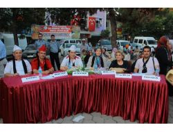 Erbaalı Ev Hanımları Güzel Yemek Yapmakta Yarıştı