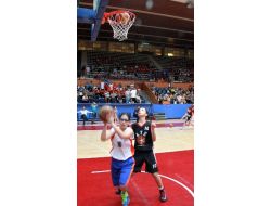 Ülker Basketbol Minikler Şenliği, Yetenek Yarışması İle Tamamlandı