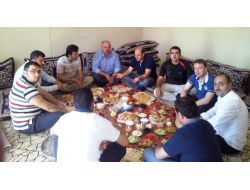 Sameder Üyesi Doktorlar Dereyolu Köyünde Ücretsiz Sağlık Hizmeti Verdi