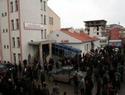 Kız Kaçırma Yüzünden Çıkan Kavgada 3 Kişi Öldü, 5 Kişi Yaralandı